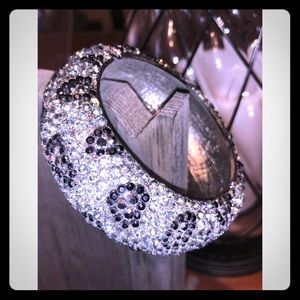 Crystal cuff bracelet